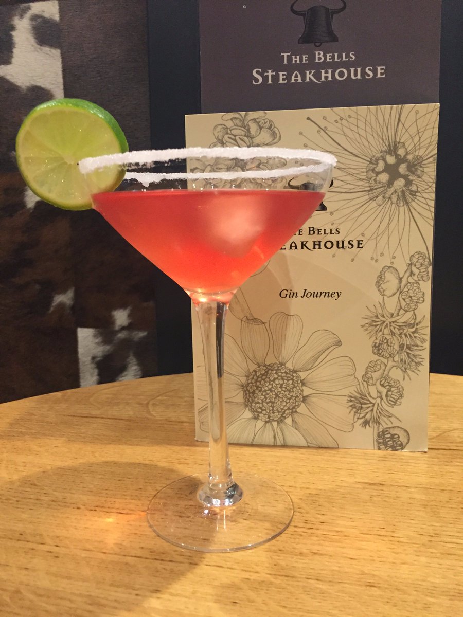 #cosmos #fresh Try our new Cosmopolitan Cocktail garnished with Rose Prosecco ice cubes and a lime wedge!