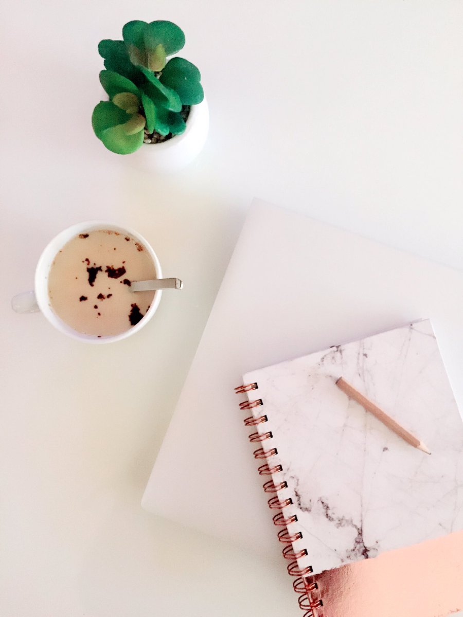merchetvlove's tweet photo. Trabajando para aprender más cada día😊#merchetv #inspiration #working #caffe @LoveMerceB https://t.co/RbjVul1OnB