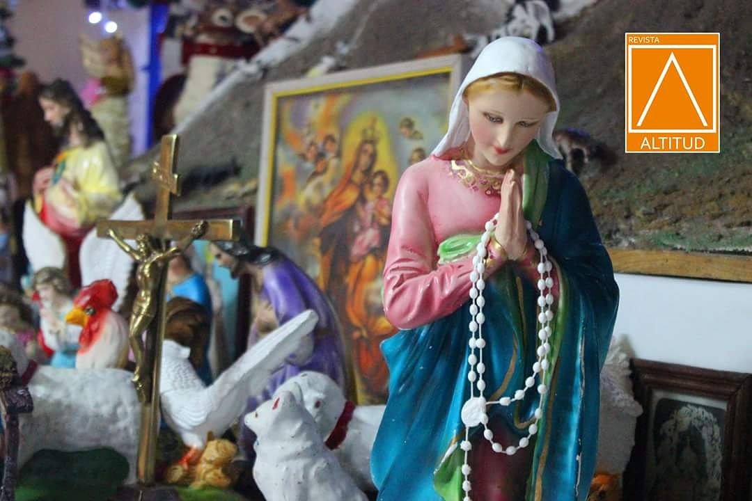 AltitudRevista's tweet photo. Llega diciembre y con él los populares "Nacimientos" en #Calama. En la 5ta edición de Revista Altitud te contaremos todo de esta tradición. https://t.co/kNOxvKq3Fu