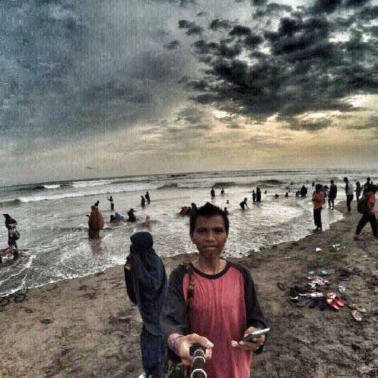 aref_darmanto's tweet photo. Come join me, or you'll be left behind #BIGOLIVE > baru pulang.  https://t.co/y5eWheFBBI https://t.co/O53tTTeWKl