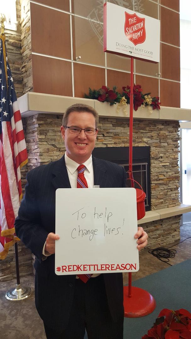 mattlschmidt's tweet photo. Help change a life today by dropping some change into a red kettle. #GivingTuesday @SalvArmyQCY https://t.co/flgezrAZsl