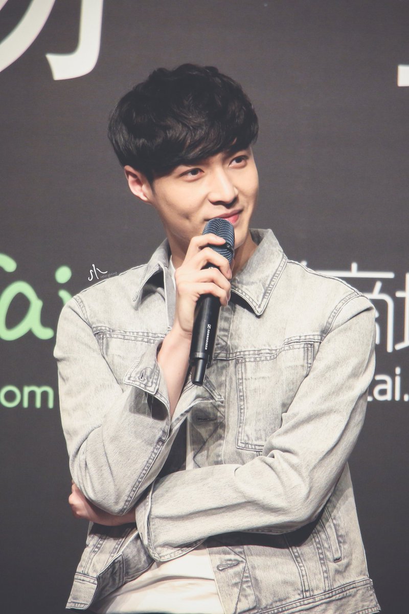 LAY9107's tweet image. 161125 FSSH. hello啊小
ww1.sinaimg.cn/large/691c5523…
ww4.sinaimg.cn/large/691c5523…
ww2.sinaimg.cn/large/691c5523…