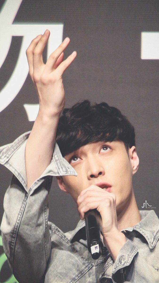 LAY9107's tweet image. 161125 FSSH. hello啊小
ww1.sinaimg.cn/large/691c5523…
ww4.sinaimg.cn/large/691c5523…
ww2.sinaimg.cn/large/691c5523…