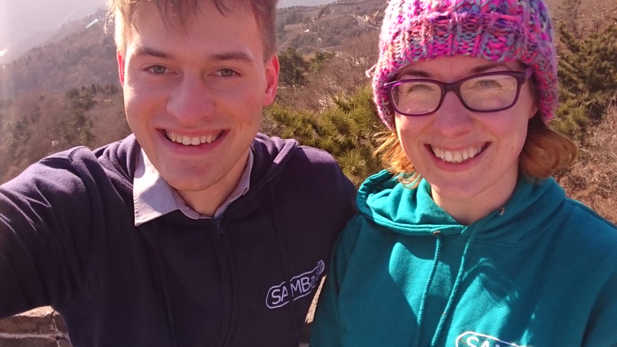 RobbiePeck1's tweet photo. @SAMBa_CDT SAMBa (hoodies) invading the Great Wall of China. https://t.co/h80DaRa0yx