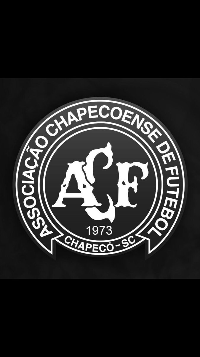 romantorres05's tweet photo. Hoy es un día negro para el fútbol. Donde te das cuenta, que más allá de todas nuestras diferencias, la vida es lo más importante.fuerza https://t.co/7qPMcKwCG2