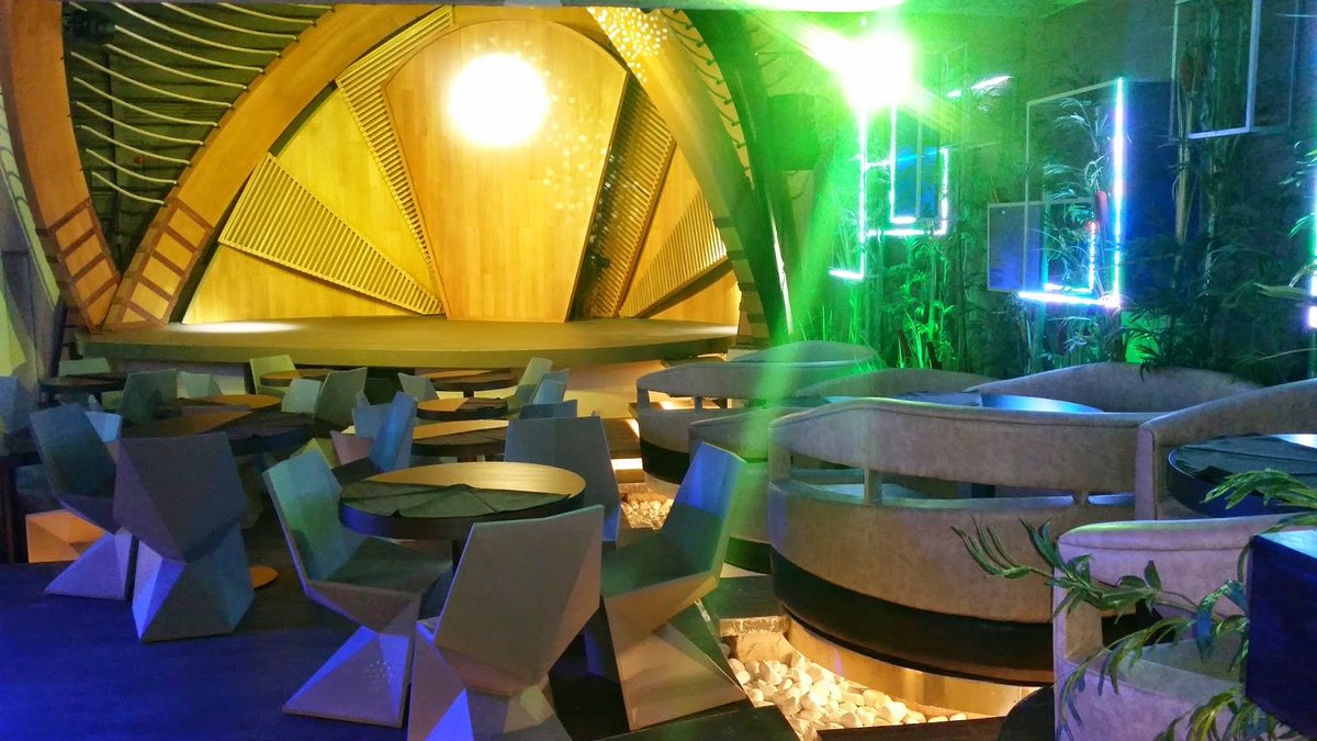 the_event_es's tweet photo. ¿Ya tienes espacio para tu fiesta de navidad o para la cena de empresa? En @the_event_es encontrarás lo que buscas https://t.co/NU4g75IRv0 https://t.co/UNswGI9Oxq