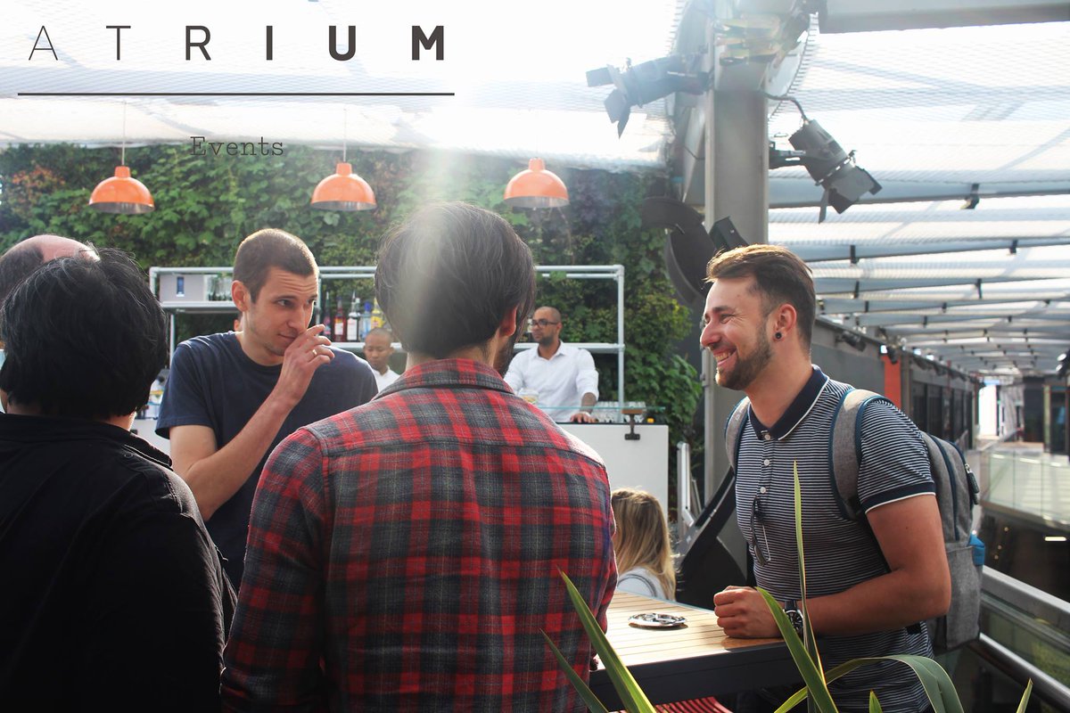 Atrium_Events's tweet image. The #RooftopBar is a cool space ideal for laidback drinks overlooking #Camden. #AtriumEvents #VenueHire #London #Venues #CamdenMarket