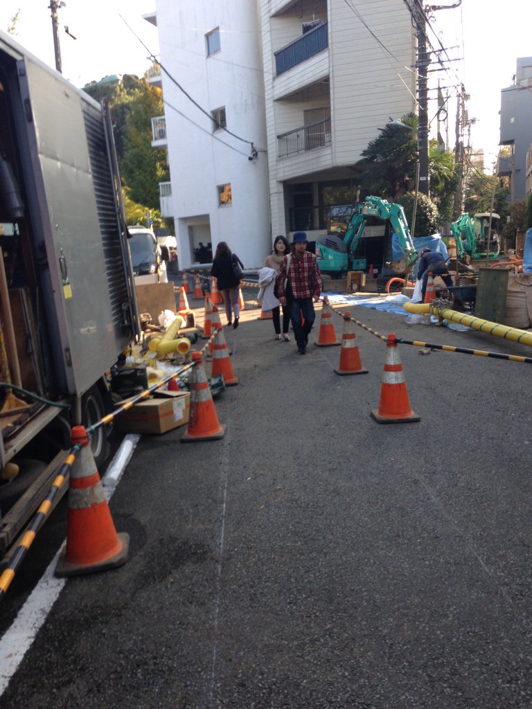 jessicaroberts's tweet photo. Tokyo #WorkZoneFTW https://t.co/QxTHe3N6Xr