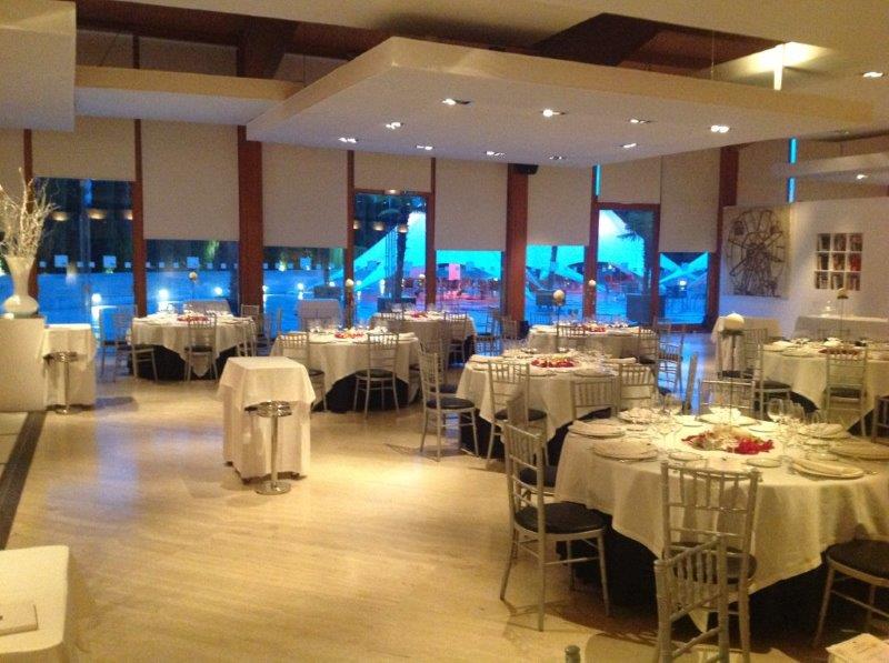 the_event_es's tweet photo. ¿Ya tienes espacio para tu fiesta de navidad o para la cena de empresa? En @the_event_es encontrarás lo que buscas https://t.co/NU4g75IRv0 https://t.co/UNswGI9Oxq