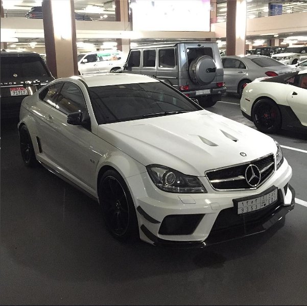 Gvenefimas's tweet photo. Obtén beneficios fiscales arrendando un @MercedesBenzMx y deduce su valor hasta el 100% de su valor. #AMG https://t.co/2YBNJeI5pW