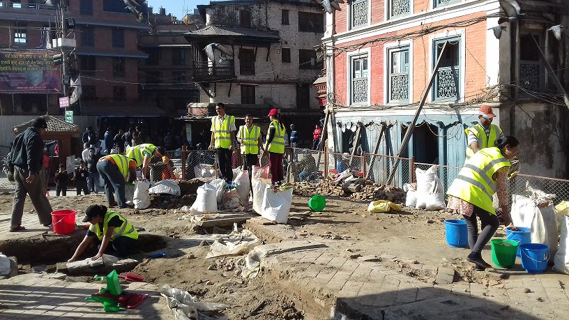 durunescochair's tweet photo. For more information about the post-disaster excavations in #Kathmandu check out the blog https://t.co/QwaBp14FxC #durhamdigs #Nepalquake https://t.co/mJ6CXKeyOh