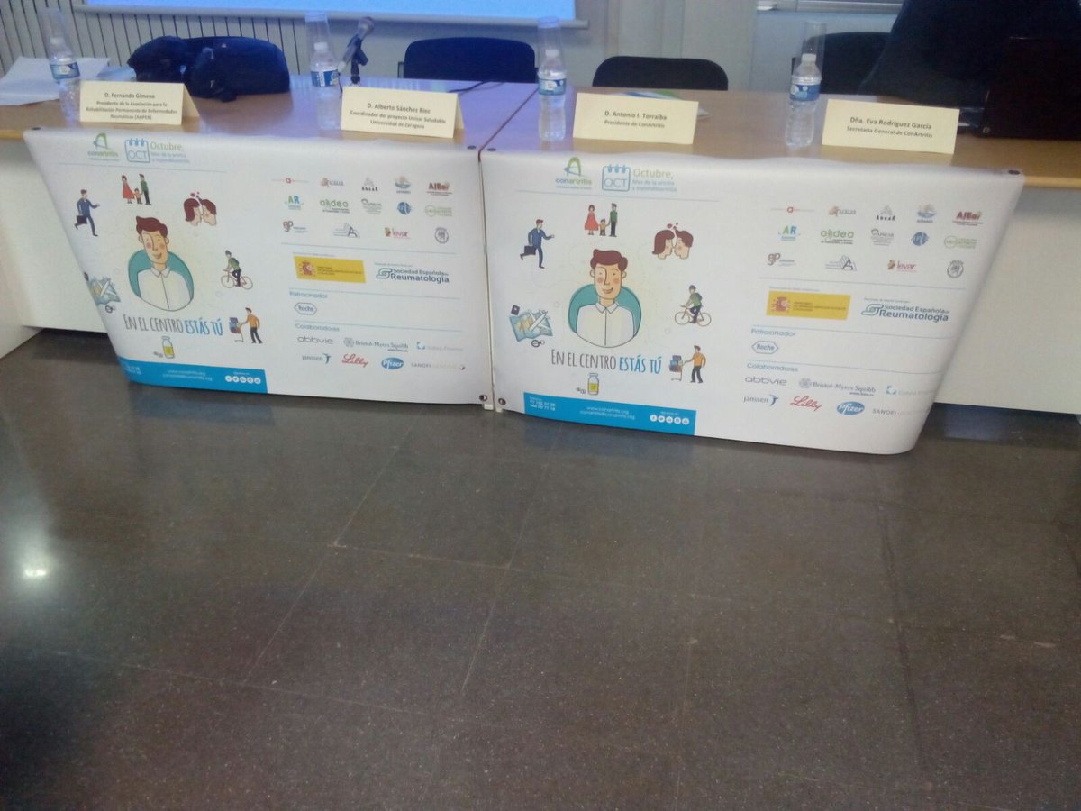 ConArtritis's tweet photo. En breve comenzamos Jornada Nacional de #Artritis en @unizar, todo preparado! #OctAR16 https://t.co/bfIKNAmORB