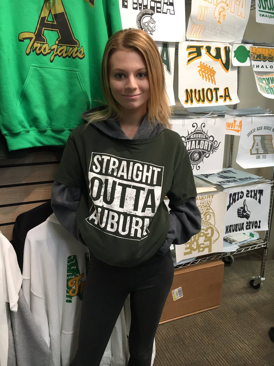DecaAuburn's tweet photo. Spirit apparel fashion show https://t.co/PJzdHmpxUk
