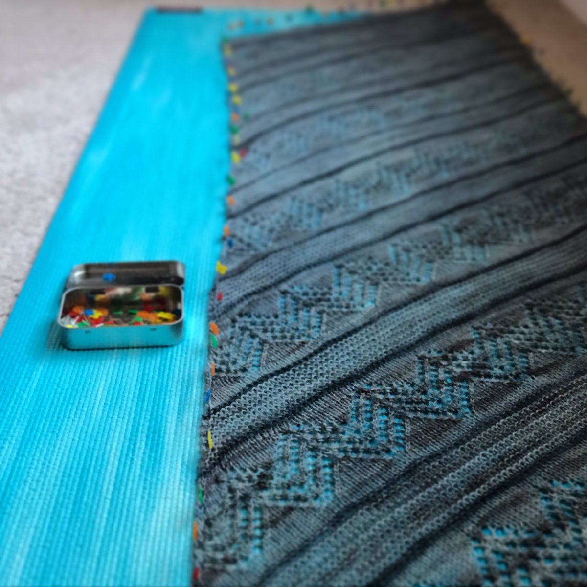tsquare345's tweet photo. Note to self: Ask Santa for blocking wires! #knittingproblems #gonnabelateforwork #knitting #iknitthis #inarawrap https://t.co/DdSp91nN3X