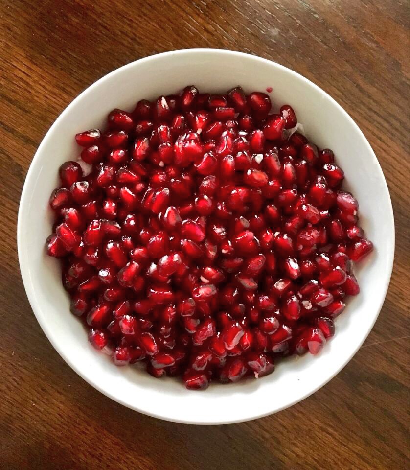 Pomegranates are the perfect wake up call!