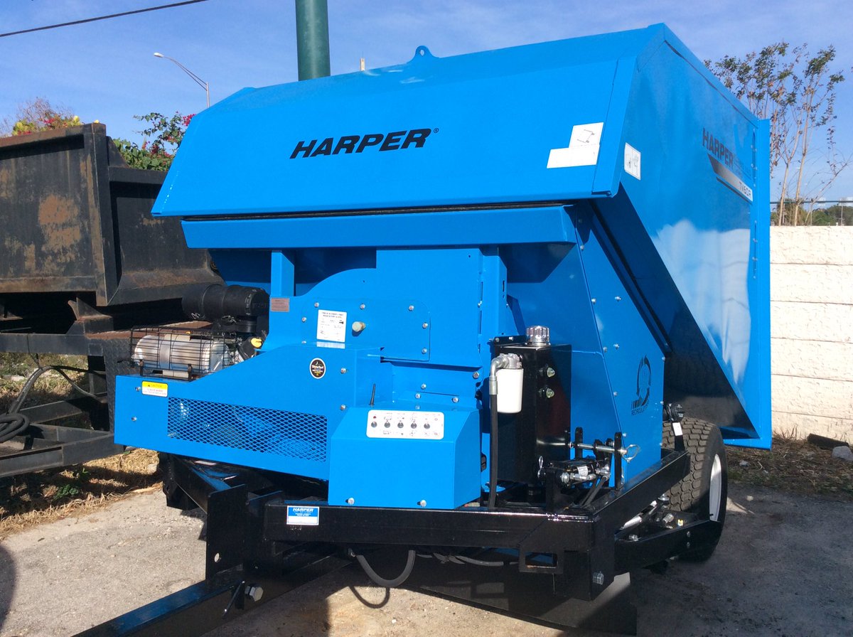 New #GreenIron, 7400A &amp; Gators, Harper TV60RE sweeper/vac <a href="/Foxfire/">foxfire</a> CC. Thank U Jonny &amp; Jose! 👍<a href="/ShowTurf/">ShowTurf</a> <a href="/HarperTurf/">Harper Turf Equip</a>