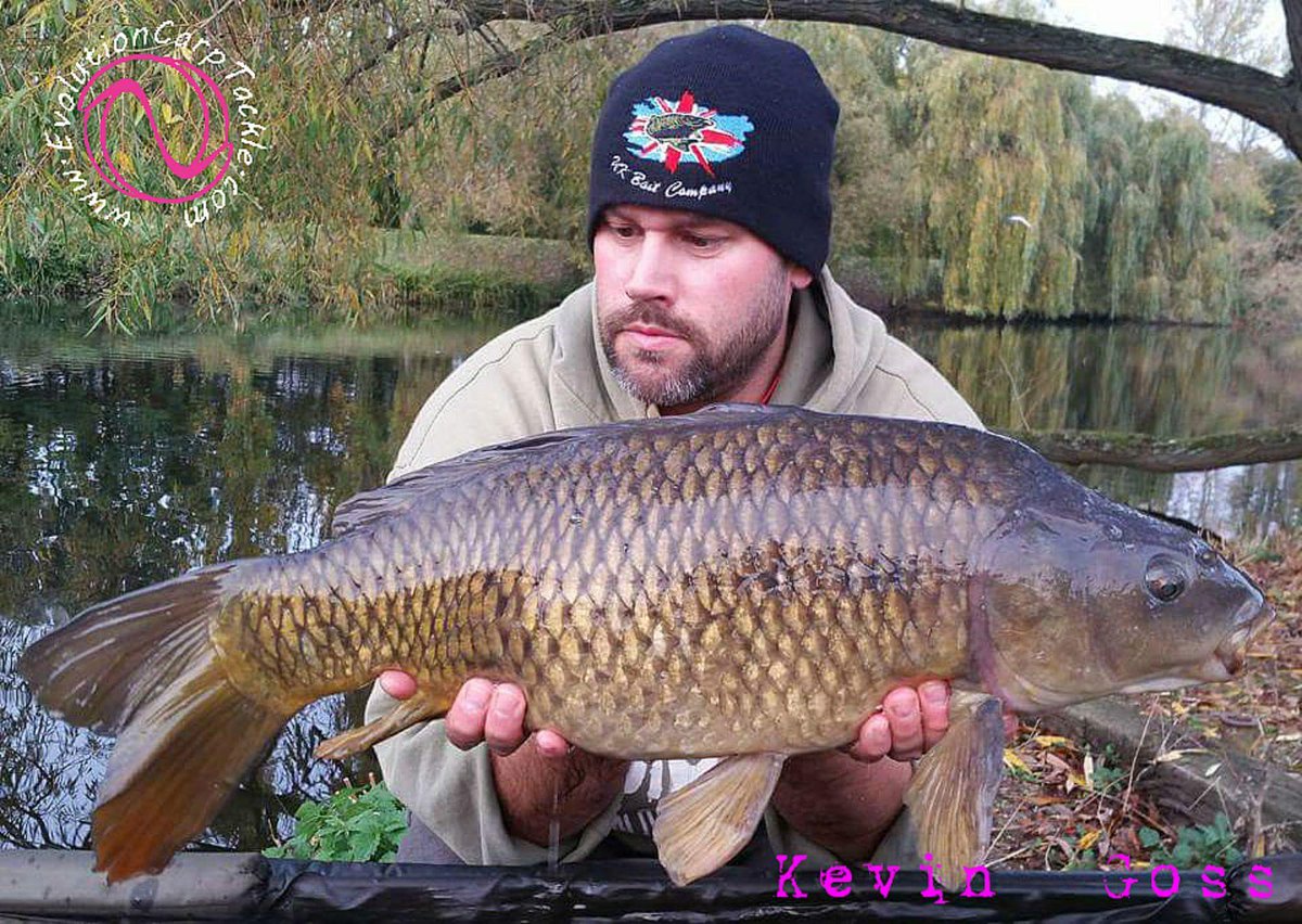 EvoCarpTackle's tweet photo. Hinged stiff using components from #ElementsRange #HookBead #QuickChangeSwivel #ShrinkTube #SiliconeTube Landed Weighed Released in my NSR https://t.co/Xq3mVhhFQW