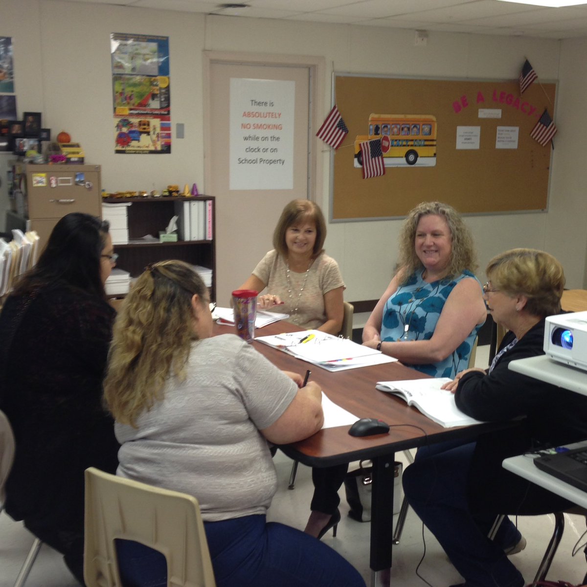 lindacholder's tweet photo. KISD Transportation Dept. driver mangers &amp; driver trainers collaborating on PowerPoint presentation on emergency bus evacuation. #movingkaty https://t.co/KZHaNQ1NDY
