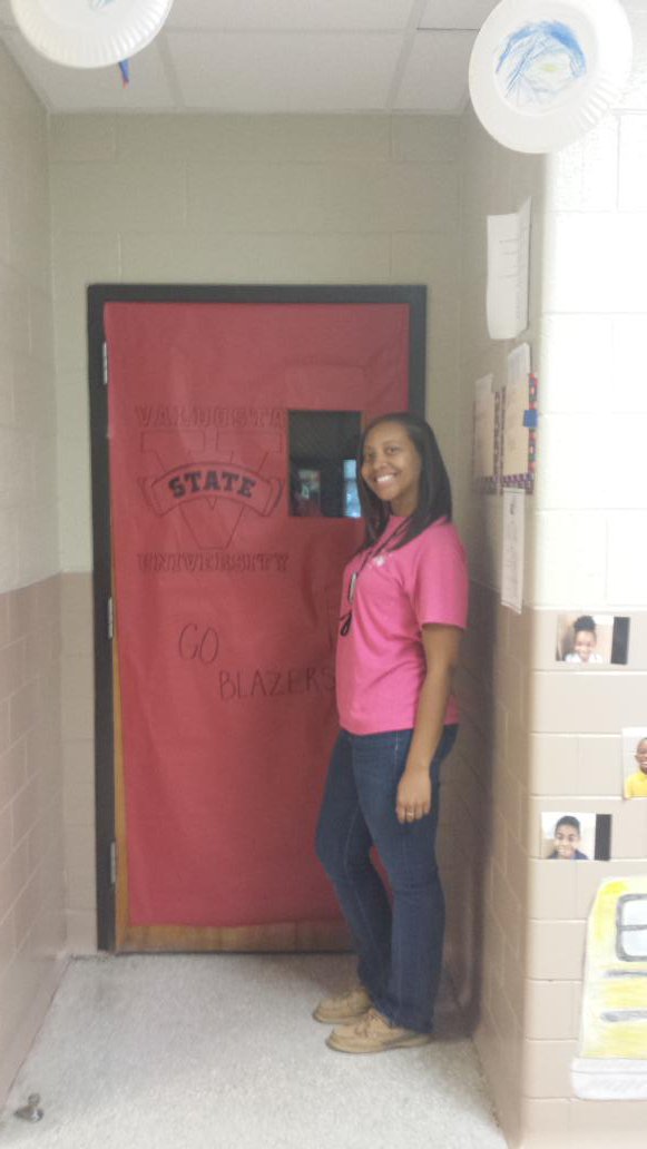 Ms. Sanders representing Valdosta State for college awareness day! <a href="/NikkitaDW/">Dr. Nikkita Warfield</a> <a href="/PDESRams/">Porterdale Rams</a>