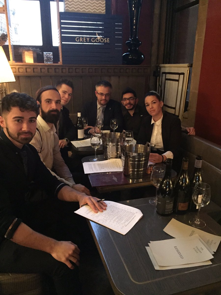 Levindujour22's tweet photo. Caught in action! @JorisBeijn wine training @Thegilbertscott #trainingtuesday #wineforever https://t.co/2kYmiEeR3z