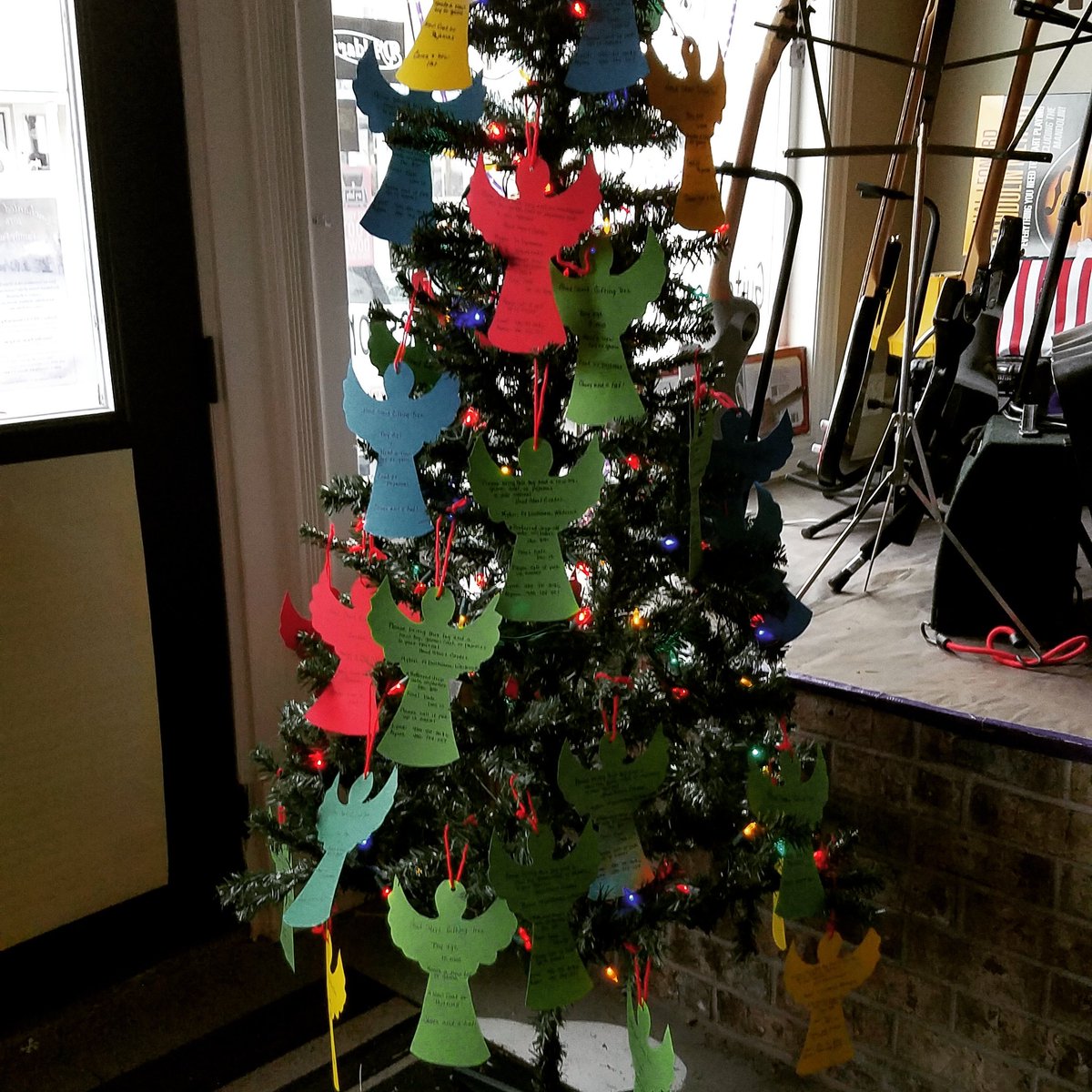 RootsMusicMotif's tweet photo. Come in today and pick up your Angle. https://t.co/jN3ZnJ41DK