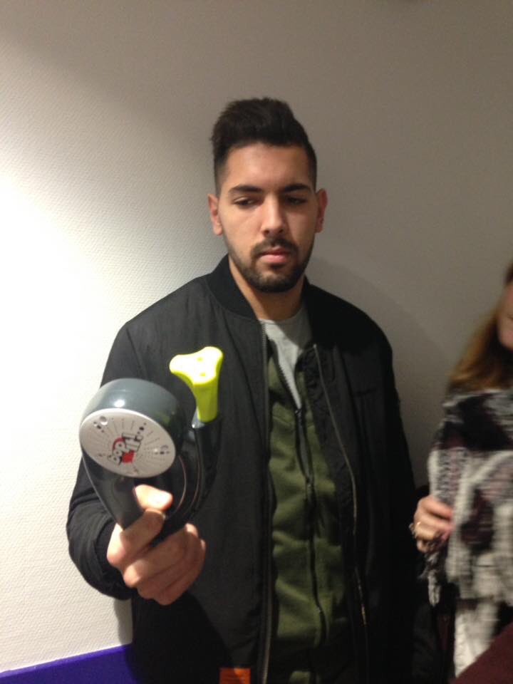 MaevaVanou92's tweet photo. #BopItChallenge #ebicergy https://t.co/cBiXGHQPgQ