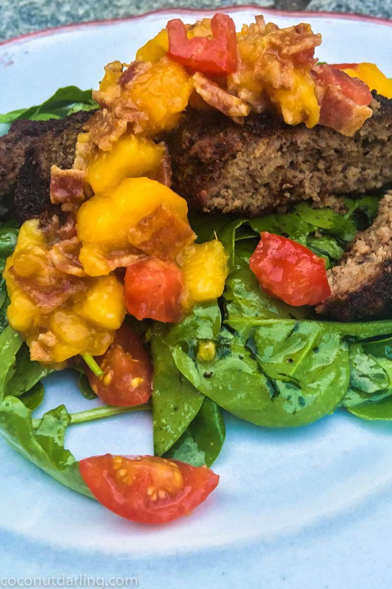 coconutdarling's tweet photo. Tomato Nectarine Salad https://t.co/5eM2a7c8ww https://t.co/rr1oftXkVL