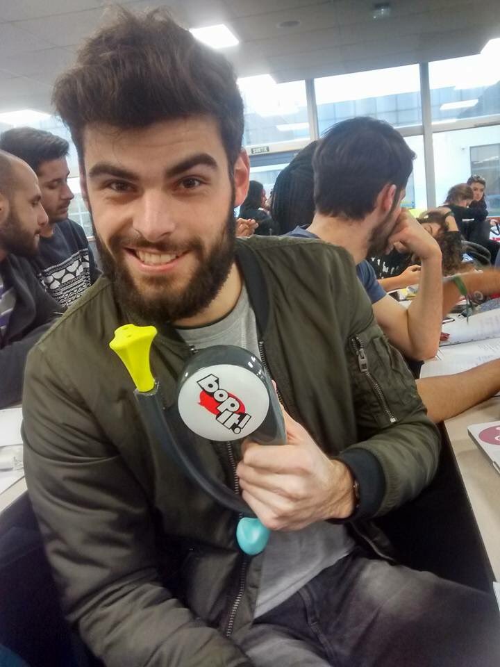 MaevaVanou92's tweet photo. #BopItChallenge #ebicergy https://t.co/YyjAa4GPhA