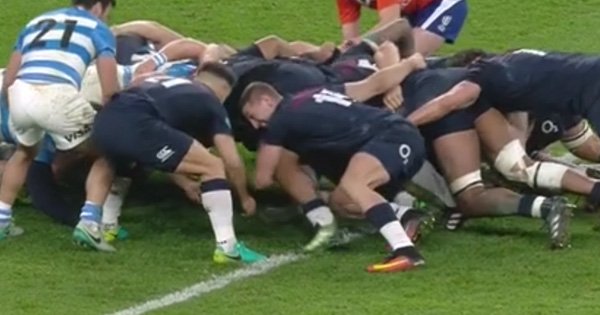 Rugbydump's tweet photo. If you haven't seen it yet, Jonny May scrumming down is a thing of beauty https://t.co/mIaKoeihKf https://t.co/GSKFdTMpd0