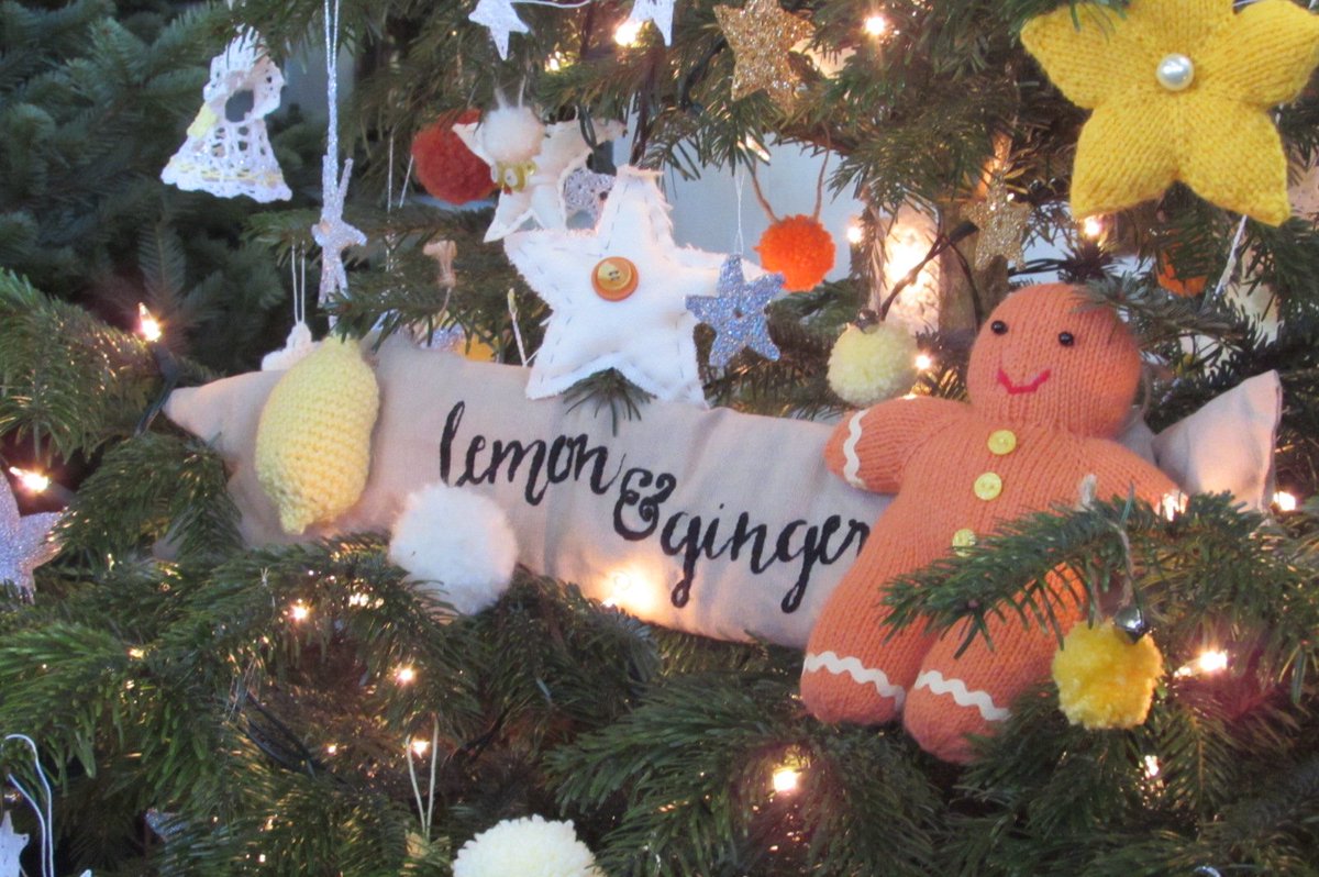 lemon_ginger's tweet photo. The L&G #ChristmasTree is up! Head to St Paul's Church #Bedford to revel in all it's #handmade glory! πππ
#XmasTreeFest16 https://t.co/1bvduAeeoJ