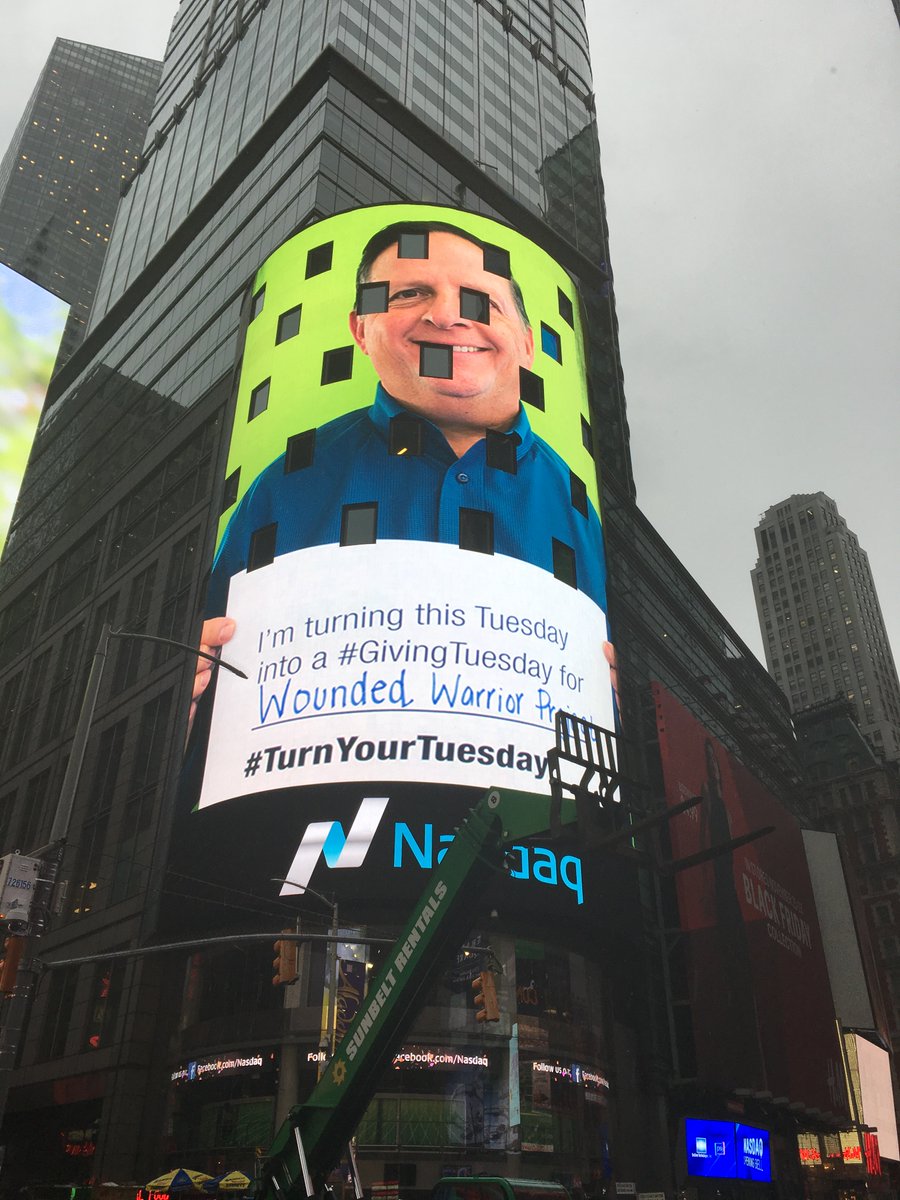 MikeGianoni's tweet photo. We’ve taken over @NASDAQ Tower in Time Square to celebrate #GivingTuesday &amp; the crucial work of #socialgood organizations! #TurnYourTuesday https://t.co/TSrLHqicTQ
