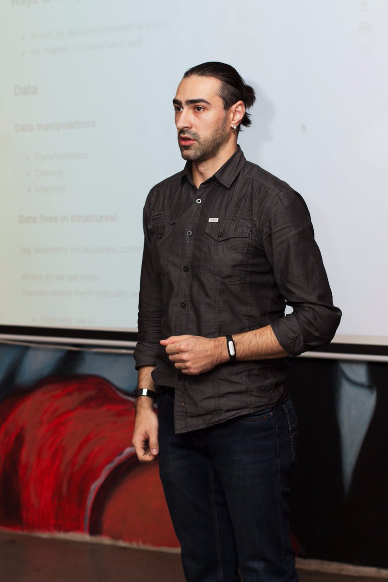 drupalway's tweet photo. Vlad Moyseenko, Drupalway CEO, talks about Drupal Migration at #KharkivDrupalTalks https://t.co/yyEl03oD5L