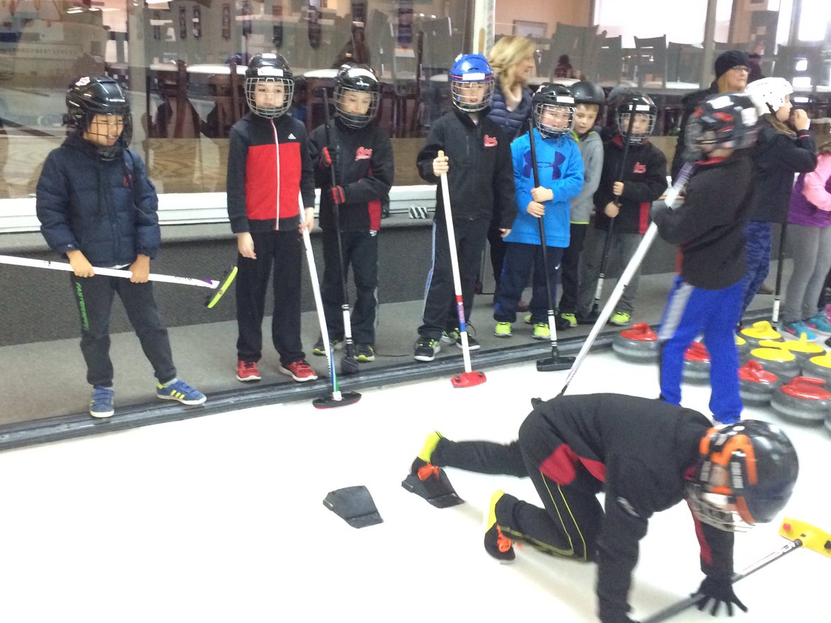 MQPGrade3's tweet photo. Curling fun! #activityrocks #funontheice
@MQPSchool https://t.co/zCf7YyJl8j