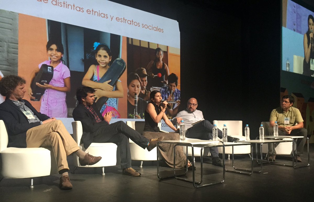 CulturaNacionAR's tweet photo. La cultura como herramienta de inclusión social, #ahora en el nuevo panel de #CulturayDesarrollo en el @culturalsanmar. https://t.co/OjIJBymuPA