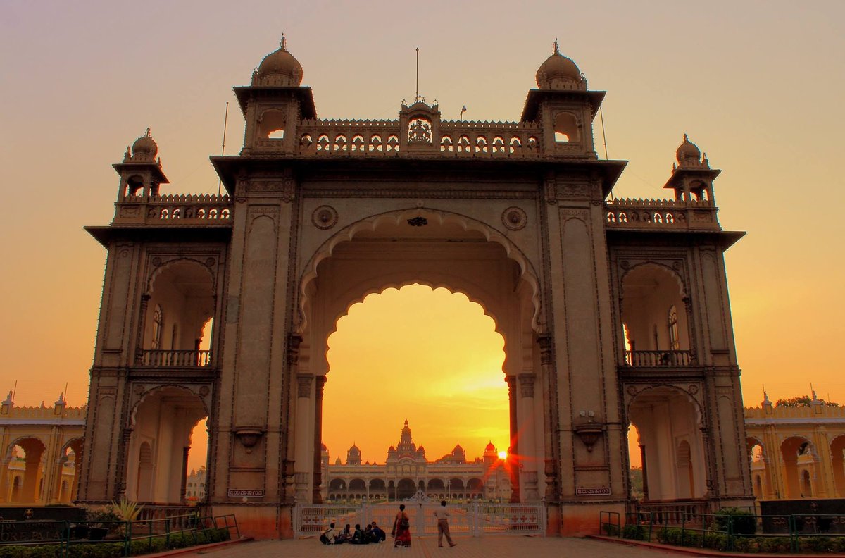 AdventureNcom's tweet photo. An amazing click of the #Mysore palace shared with us by Ayanendu De. Share your clicks with us by using the hashtag #CaptureAdventure https://t.co/q03saTBrVJ