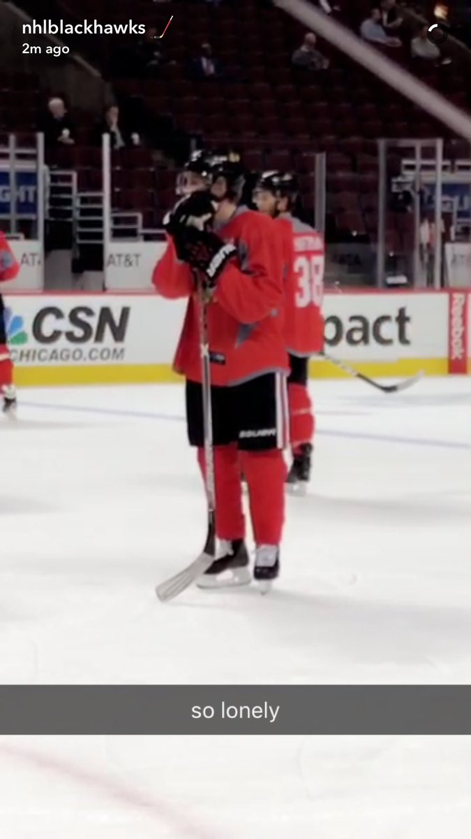 miscalainaeous's tweet image. even hawks Snapchat knows #ripjonathan