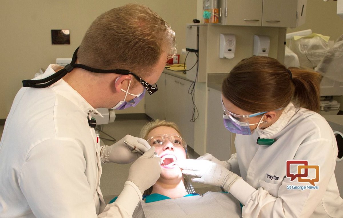 TrueEdgeDental's tweet photo. Dixie State’s #dentalhygiene program receives award for nonprofit work https://t.co/nLNbKeqbCm #dentalcollege #dentalschool https://t.co/rzCHbsMVeg