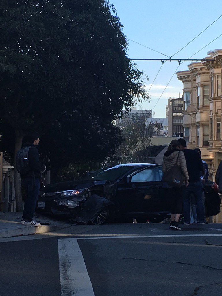payabooya's tweet photo. Women drove into the building at Clay and Taylor San Francisco. The driver seems to be ok. Waiting for police#KTVU https://t.co/J3hBKT8yHn