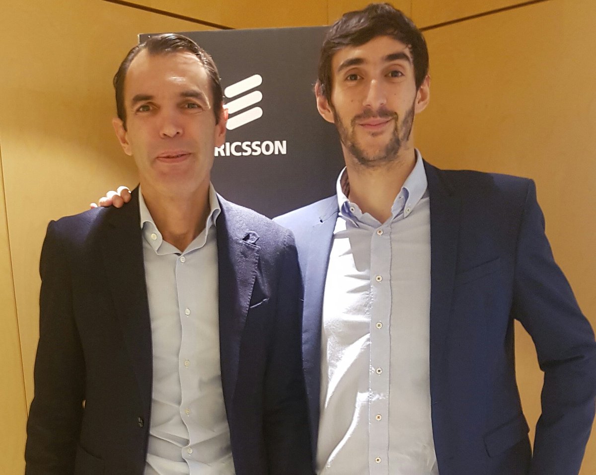 JALopezMunoz's tweet photo. Great mentoring sesion with Damian and @Hermesti1 as part of @DigitalyLanzate program from @orange_es and @eoi 
Thanks for a great discusion https://t.co/EECbi18jfD