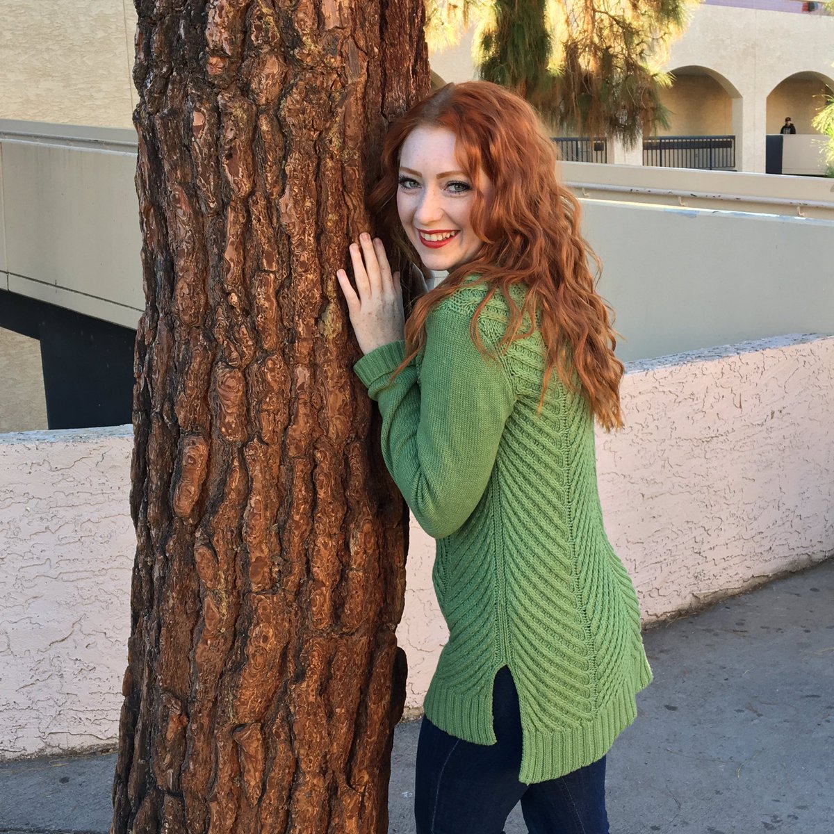 Sullivan_Holly1's tweet photo. It's the most wonderful time of the year🌲 #fashion #fashionblogger #fashionista #style #styleblogger #streetstyle https://t.co/nPzUJNoUVq