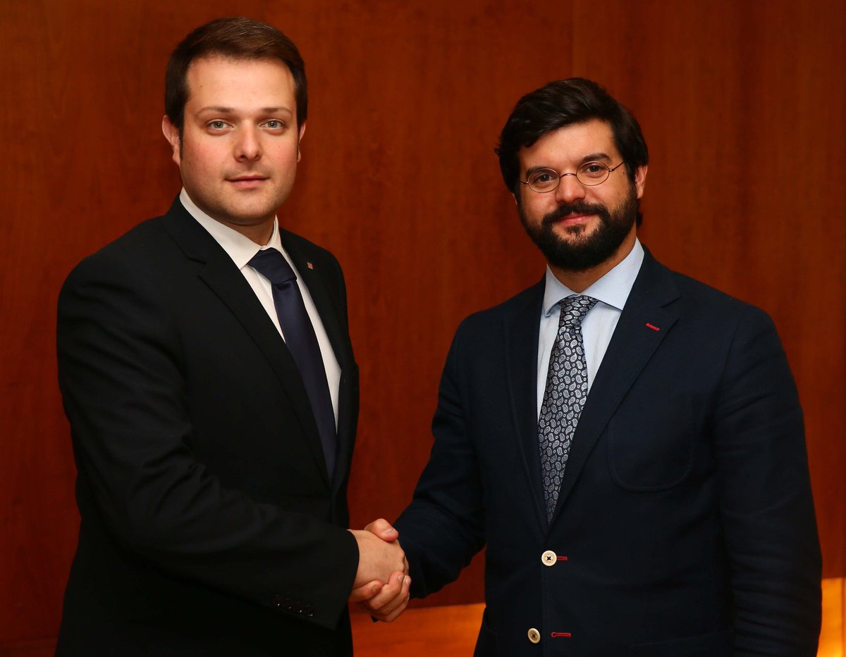 El #Govern destina 800.000 euros a la <a href="/UFECcat/">Unió de Federacions Esportives de Catalunya</a>  <a href="/govern/">Govern de Catalunya</a> #esportcat esport.gencat.cat/ca/detalls/Not… …