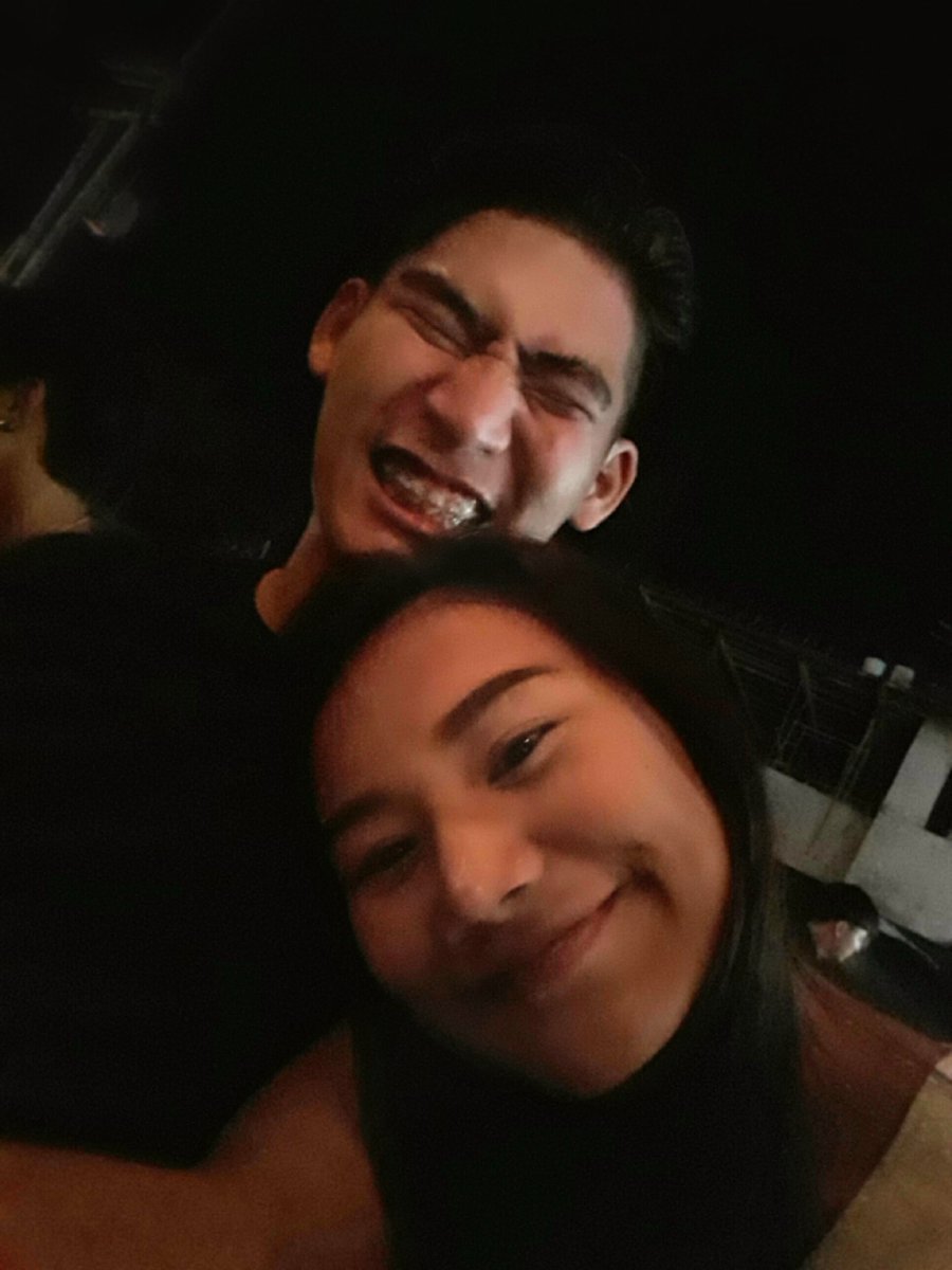 PMeekul's tweet photo. The first and last pic of you and me.

I'll keep this in my memory.

And if one day you get lost , i'm here. https://t.co/ulxuOcxpv2