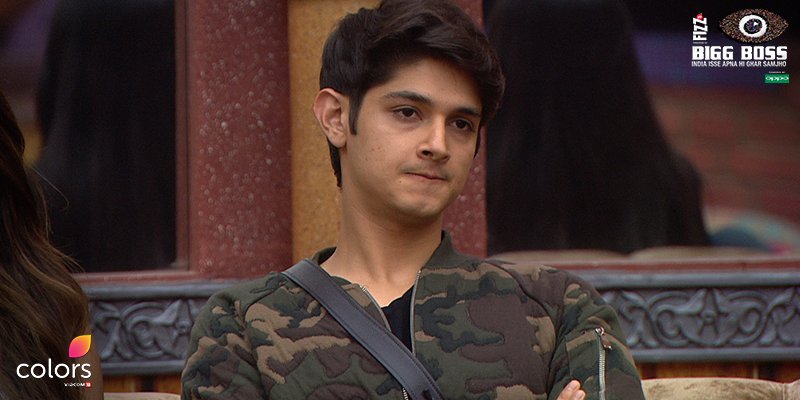 Bigg Boss 10: Rohan Mehra Barred From Captaincy And Swami Omji Caught Stealing Bigg Boss 10: Rohan Mehra Barred From Captaincy And Swami Omji Caught Stealing