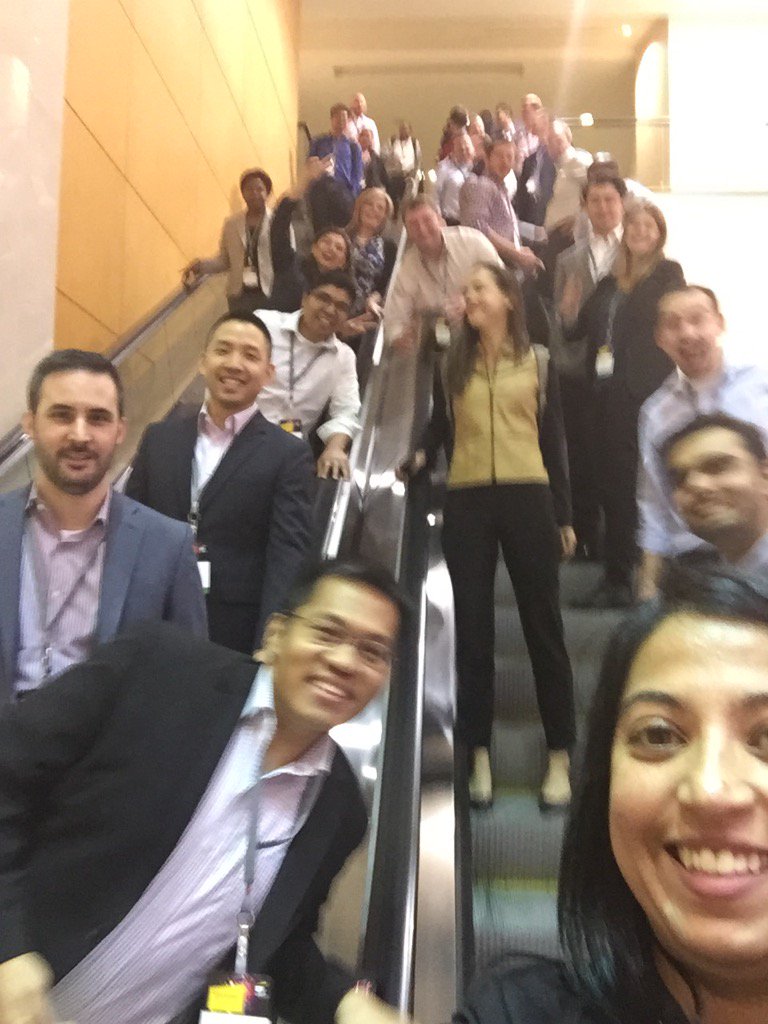 arpi_lal's tweet photo. #eymilestones2016 Canary 3 classroom #SelfEY https://t.co/dzOLEoItAU