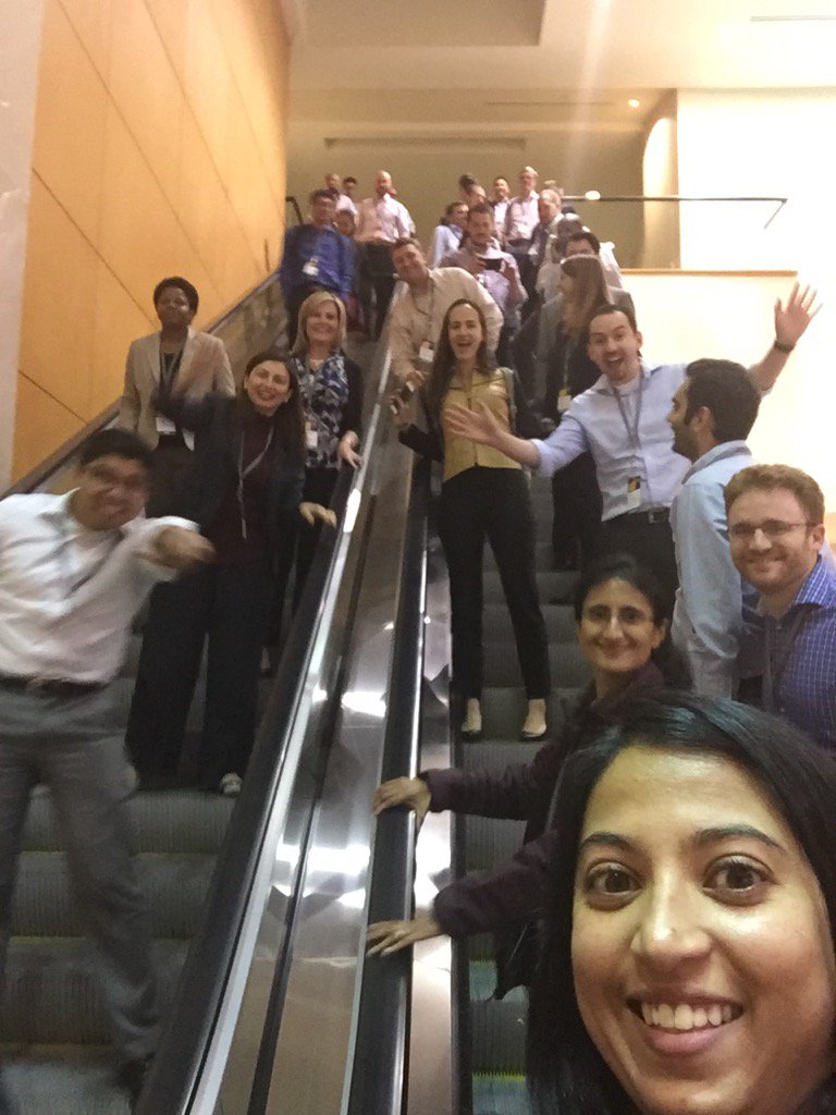 arpi_lal's tweet photo. #eymilestones2016 Canary 3 classroom #selfEY for the win! https://t.co/8Or5v6OFg2