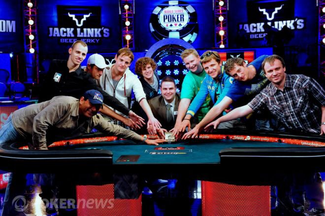ProCaliberPoker's tweet photo. PokerNews Debate: Should the WSOP Continue the November Nine Concept? https://t.co/c1rJQS8CpO #WSOP #Poker https://t.co/a5jwfI9LUn
