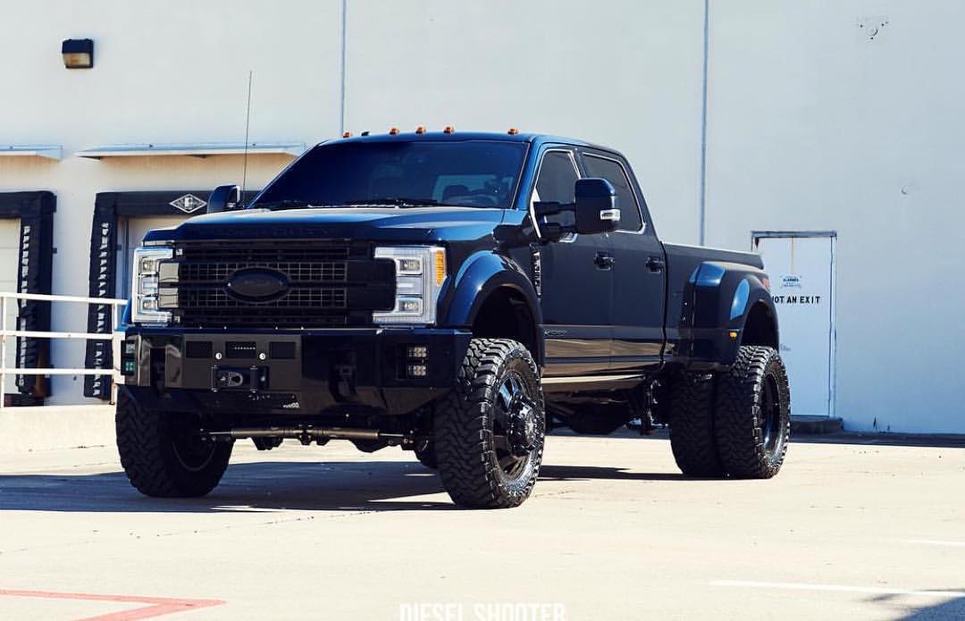 MainlandFord's tweet photo. Dually #F350 for #TruckTuesday https://t.co/Fv1oMEglKN