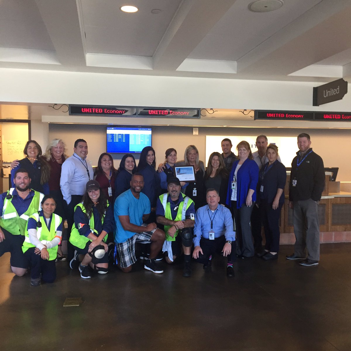 Another shining STAR award for SBA! Winners tier 7 for month of October! Congratulations!#WeAreUnited