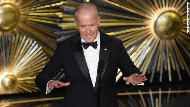 CNNPolitics's tweet photo. Vice President Joe Biden will be honored by Republicans and Democrats in a Senate tribute https://t.co/vVVc8rnXDo https://t.co/lHFluKIlmj