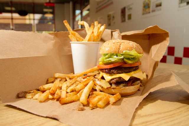 FastFood2Me's tweet image. TUESDAY = FOOD. #FastFood2Me